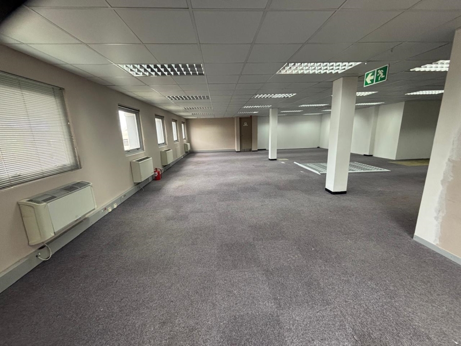 To Let Commercial Property for Rent in Rosendal Western Cape